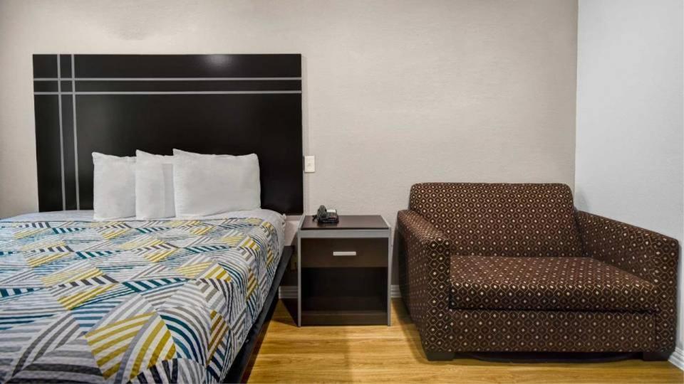 Motel 6 Humble, Tx - Houston International Airport Luaran gambar